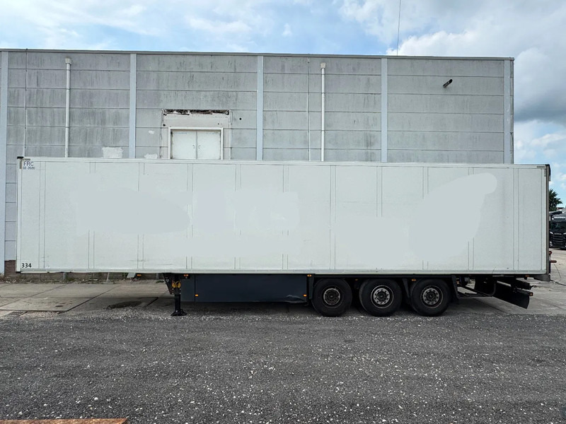 Schmitz Cargobull SCB*S3B THERMO KING SLX300E 3 AXLE - Полуприцеп-рефрижератор: фото 2 Schmitz Cargobull SCB*S3B THERMO KING SLX300E 3 AXLE - Полуприцеп-рефрижератор: фото 2
