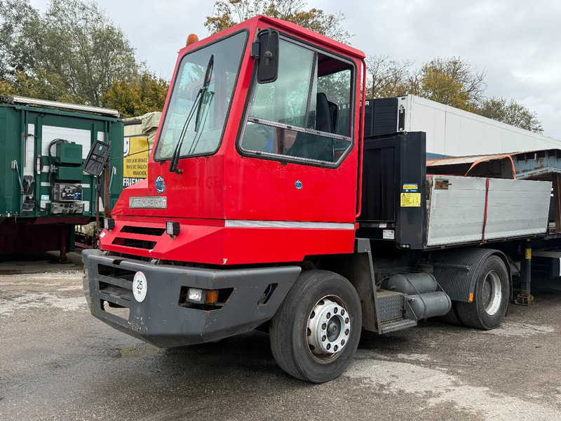 Terberg YT 180 4X2 - HUB REDUCTION + NL REGISTRATION! - Терминальный тягач: фото 1 Terberg YT 180 4X2 - HUB REDUCTION + NL REGISTRATION! - Терминальный тягач: фото 1