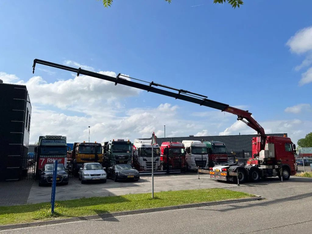 DAF XF 105.460 6X4 EURO 5 + HMF 4220 K6 + REMOTE CON - Тягач: фото 5 DAF XF 105.460 6X4 EURO 5 + HMF 4220 K6 + REMOTE CON - Тягач: фото 5