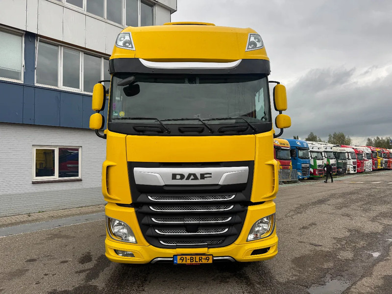 DAF XF 450 4X2 EURO 6 RETARDER DOUBLE TANK - Тягач: фото 2 DAF XF 450 4X2 EURO 6 RETARDER DOUBLE TANK - Тягач: фото 2