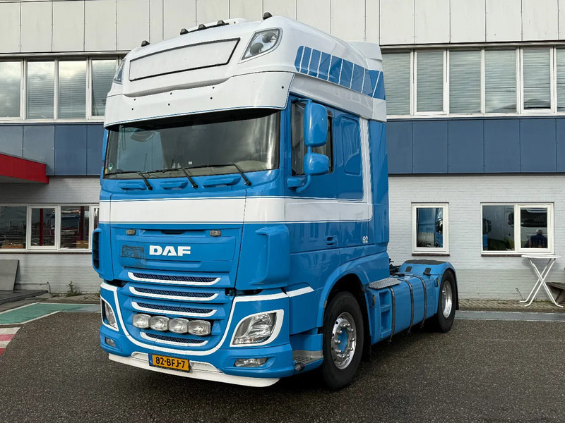 DAF XF 460 4X2 EURO 6 + ADR - Тягач: фото 1 DAF XF 460 4X2 EURO 6 + ADR - Тягач: фото 1