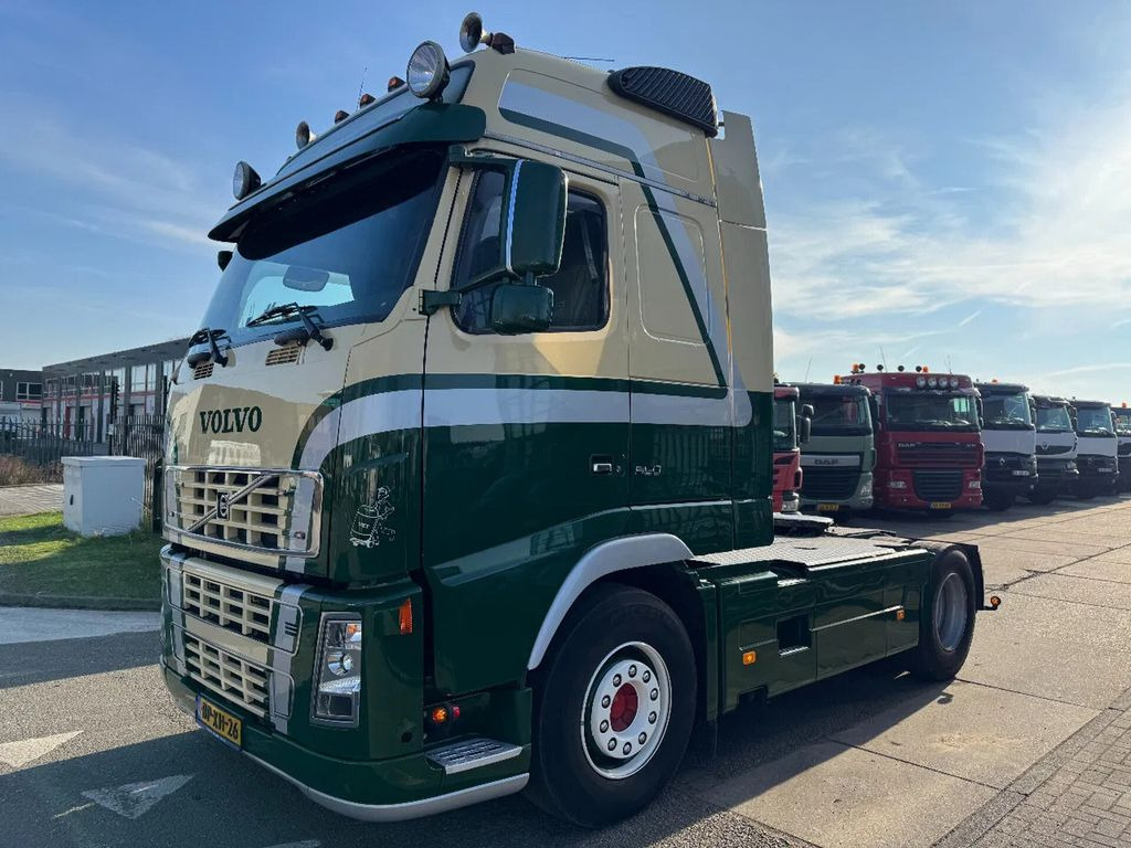 Volvo FH 16.550 4X2 - EURO 3 + FULL SPOILER + MANUAL G - Тягач: фото 1 Volvo FH 16.550 4X2 - EURO 3 + FULL SPOILER + MANUAL G - Тягач: фото 1