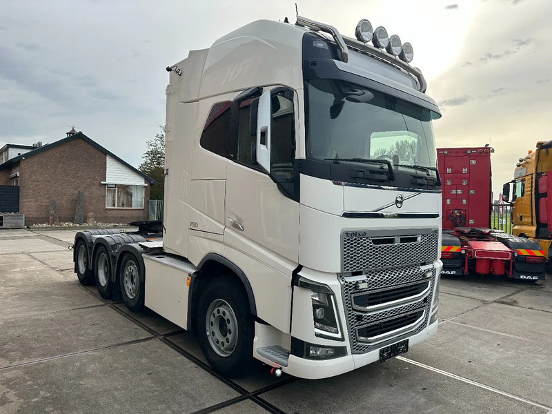 Volvo FH 16.750 8X4, 180 TON POWER STEERING HYDRAULIC - Тягач: фото 4 Volvo FH 16.750 8X4, 180 TON POWER STEERING HYDRAULIC - Тягач: фото 4