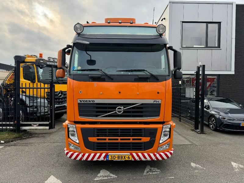 Volvo FH 500 8X2 - EURO 5 + LIFT/STEERING AXLE - Тягач: фото 2 Volvo FH 500 8X2 - EURO 5 + LIFT/STEERING AXLE - Тягач: фото 2