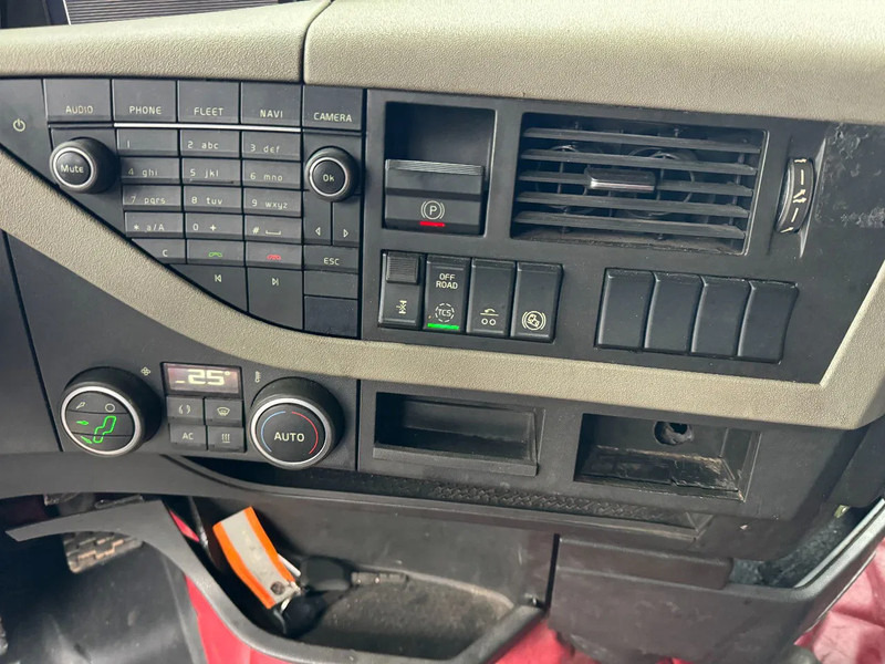 Автоманипулятор Volvo FH 500 8X4 - EURO 6 + HIAB 622 EP-6 HIPRO + REMOTE CONTROL: фото 20 Автоманипулятор Volvo FH 500 8X4 - EURO 6 + HIAB 622 EP-6 HIPRO + REMOTE CONTROL: фото 20