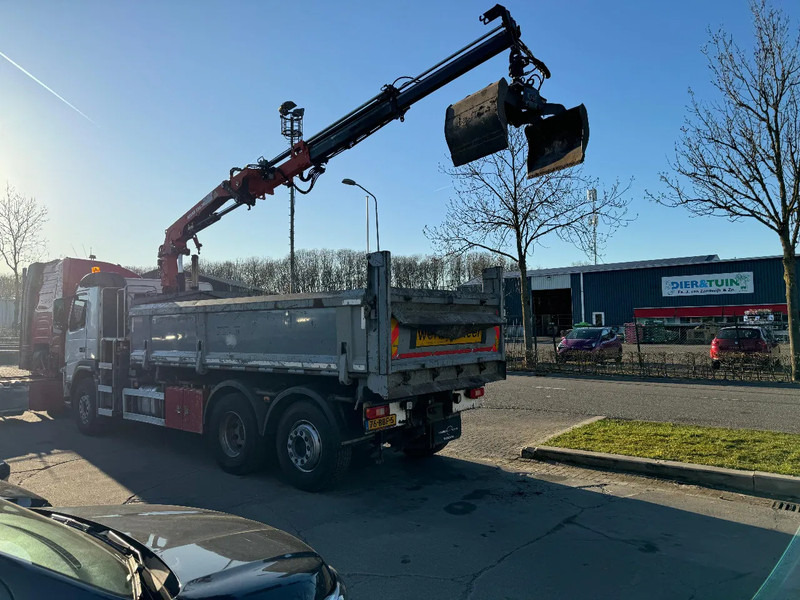 Volvo FM 330 6X2 - EURO 5 + ATLAS 126.3E A2 + REMOTE + LIFT/STEERING AXLE - Самосвал, Автоманипулятор: фото 4 Volvo FM 330 6X2 - EURO 5 + ATLAS 126.3E A2 + REMOTE + LIFT/STEERING AXLE - Самосвал, Автоманипулятор: фото 4