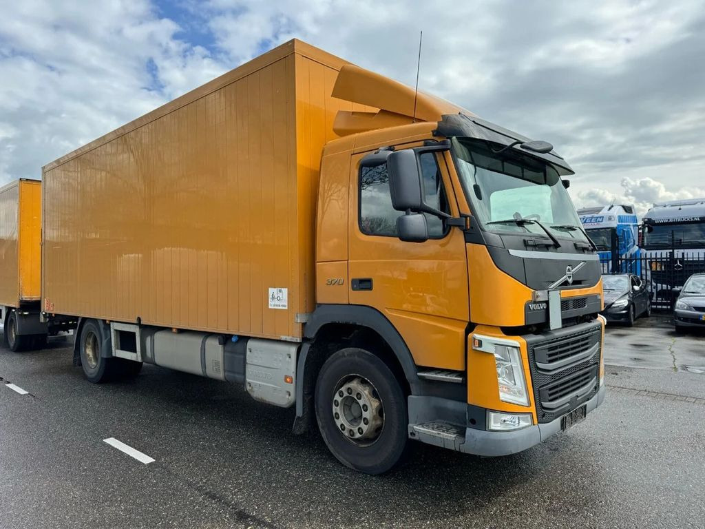 Volvo FM 370 4X2 EURO 6 + CARGOBOX + CARGOLIFT ZEPRO - Грузовик с закрытым кузовом: фото 3 Volvo FM 370 4X2 EURO 6 + CARGOBOX + CARGOLIFT ZEPRO - Грузовик с закрытым кузовом: фото 3