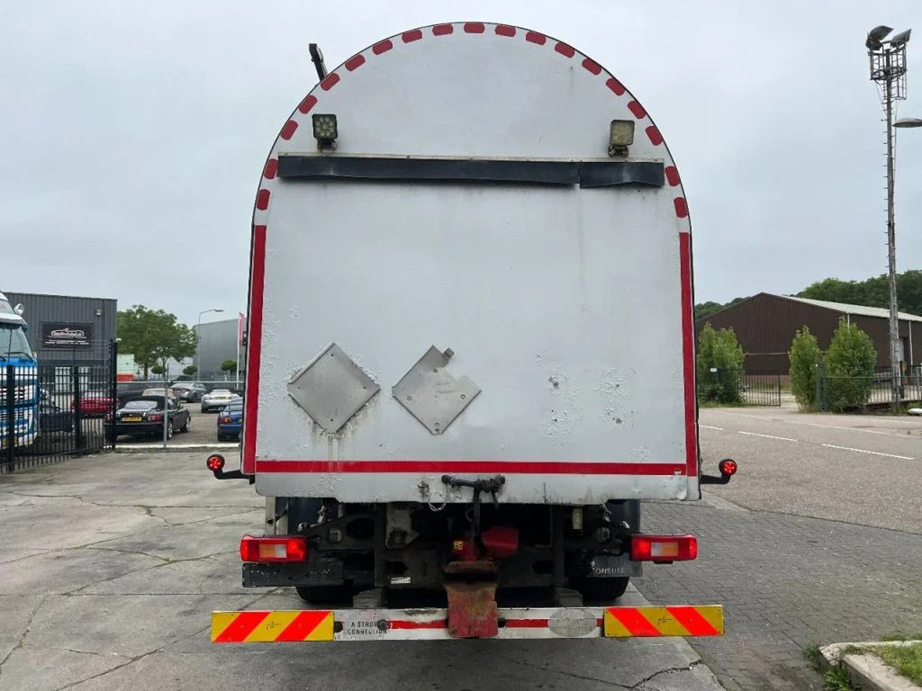 Volvo FM 440 6X2 + CHEMIE TANK - 15.000 L - 4 COMP. / - Грузовик-цистерна: фото 5 Volvo FM 440 6X2 + CHEMIE TANK - 15.000 L - 4 COMP. / - Грузовик-цистерна: фото 5