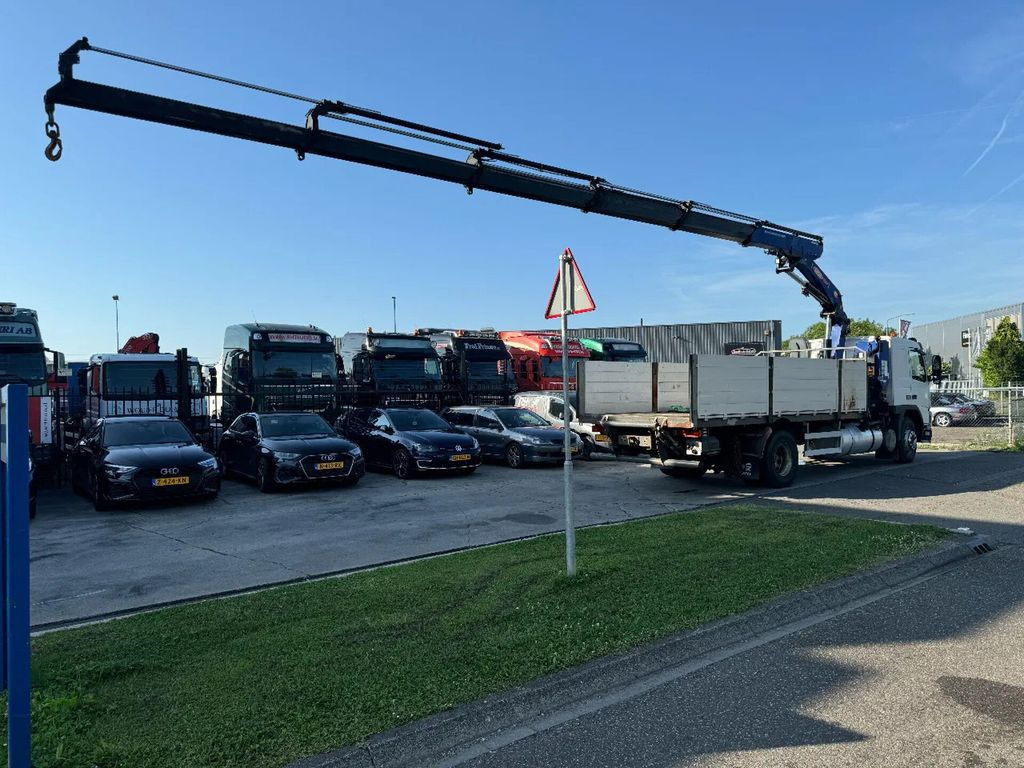 Volvo FM 7.290 4X2 EURO 2 + PM 22SP5 + REMOTE CONTROL - Грузовик бортовой/ Платформа, Автоманипулятор: фото 4 Volvo FM 7.290 4X2 EURO 2 + PM 22SP5 + REMOTE CONTROL - Грузовик бортовой/ Платформа, Автоманипулятор: фото 4