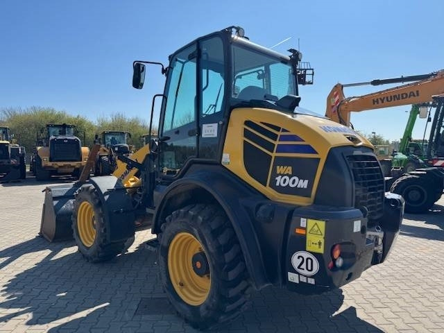 KOMATSU WA 100M - Колёсный погрузчик: фото 1 KOMATSU WA 100M - Колёсный погрузчик: фото 1