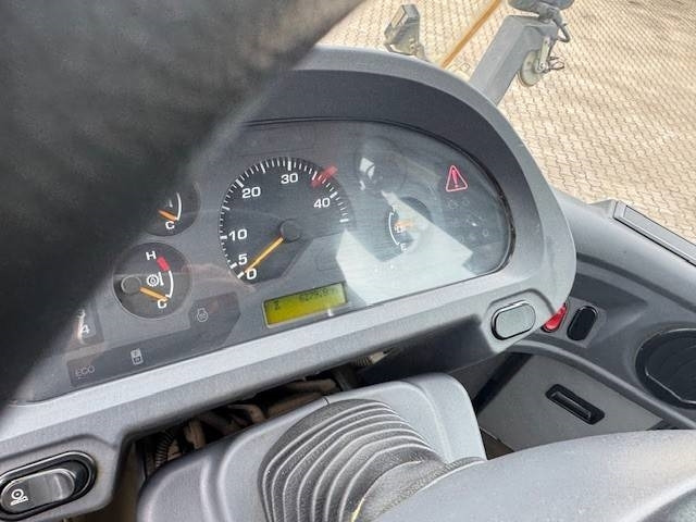 Колёсный погрузчик Komatsu WA 320: фото 9 Колёсный погрузчик Komatsu WA 320: фото 9