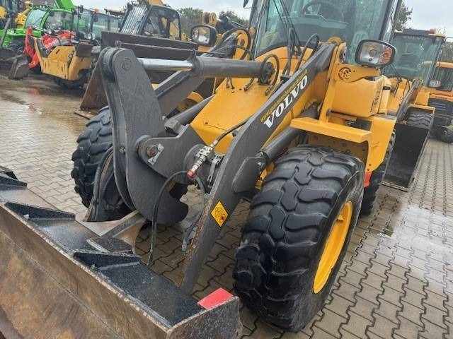 Volvo L 30 G  - Колёсный погрузчик: фото 4 Volvo L 30 G  - Колёсный погрузчик: фото 4