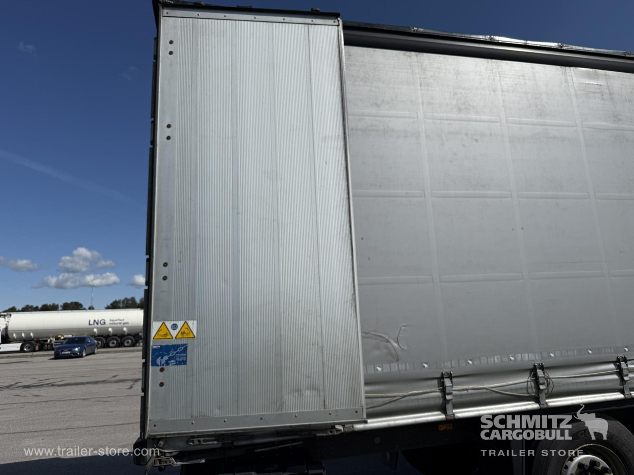 SCHMITZ Curtainsider Standard - Тентованный полуприцеп: фото 2 SCHMITZ Curtainsider Standard - Тентованный полуприцеп: фото 2