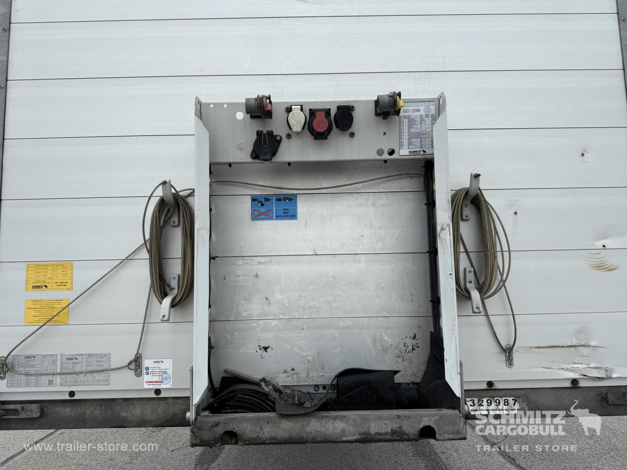 SCHMITZ Curtainsider Standard - Тентованный полуприцеп: фото 4 SCHMITZ Curtainsider Standard - Тентованный полуприцеп: фото 4