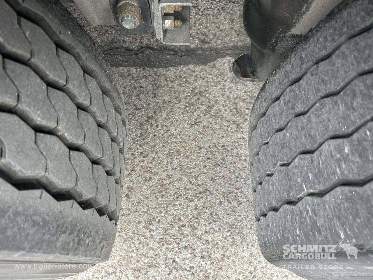SCHMITZ Curtainsider Standard - Тентованный полуприцеп: фото 3 SCHMITZ Curtainsider Standard - Тентованный полуприцеп: фото 3