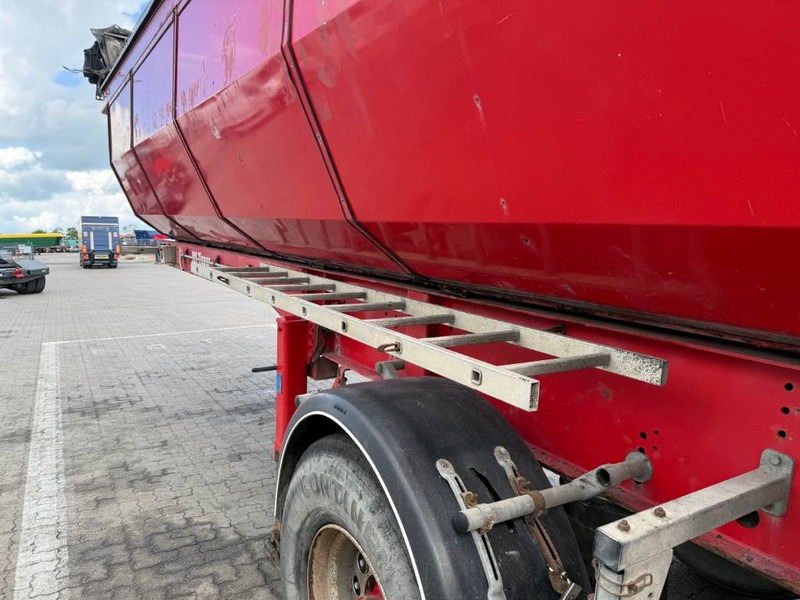 Самосвальный полуприцеп HK Tipper Tipper / Kipper / Tiptrailer: фото 11 Самосвальный полуприцеп HK Tipper Tipper / Kipper / Tiptrailer: фото 11