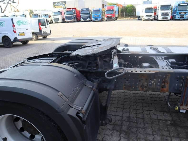 Mercedes-Benz Actros 1843 EURO 6 - Тягач: фото 5 Mercedes-Benz Actros 1843 EURO 6 - Тягач: фото 5