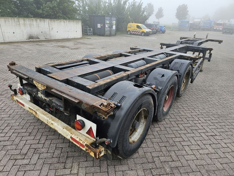 Broshuis MFCC Multi - Lifting axle - 2x20FT / 40FTHC / 45FTHC - Полуприцеп-контейнеровоз/ Сменный кузов: фото 4 Broshuis MFCC Multi - Lifting axle - 2x20FT / 40FTHC / 45FTHC - Полуприцеп-контейнеровоз/ Сменный кузов: фото 4