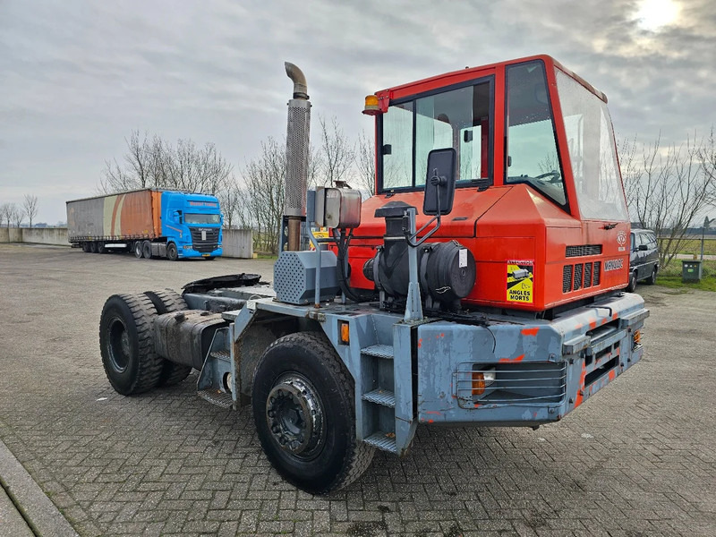 CVS-Ferrari TT2516B - Терминальный тягач: фото 3 CVS-Ferrari TT2516B - Терминальный тягач: фото 3