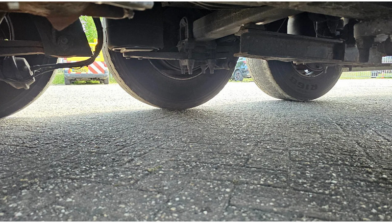 Полуприцеп-фургон Jumbo DO 270.V1 - MOVING FLOOR: фото 11 Полуприцеп-фургон Jumbo DO 270.V1 - MOVING FLOOR: фото 11