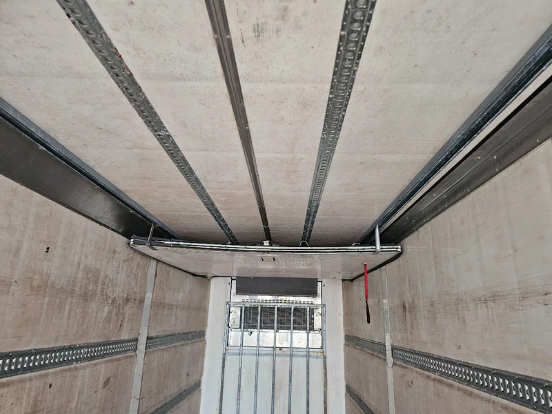 Полуприцеп-рефрижератор Lecitrailer 3E20SD - Carrier vector 1850 - DHollandia 2000kg: фото 13