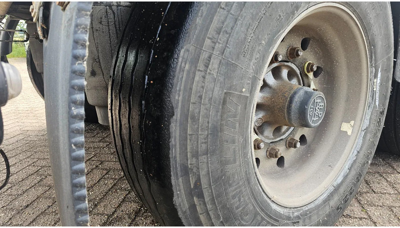 Полуприцеп-цистерна SPITZER Eurovrac Silo 43m3: фото 19 Полуприцеп-цистерна SPITZER Eurovrac Silo 43m3: фото 19