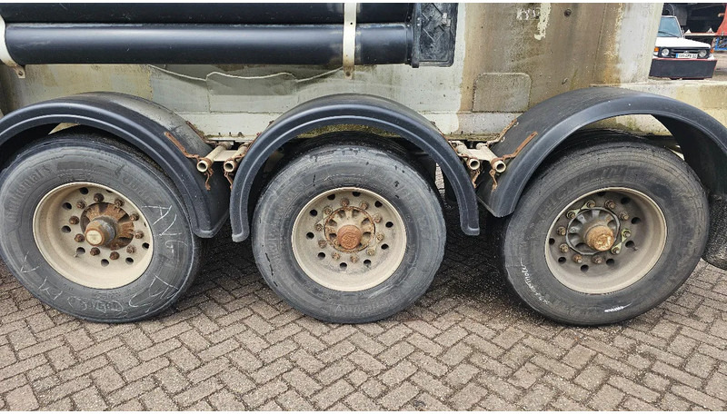 Полуприцеп-цистерна SPITZER Eurovrac Silo 43m3: фото 16 Полуприцеп-цистерна SPITZER Eurovrac Silo 43m3: фото 16