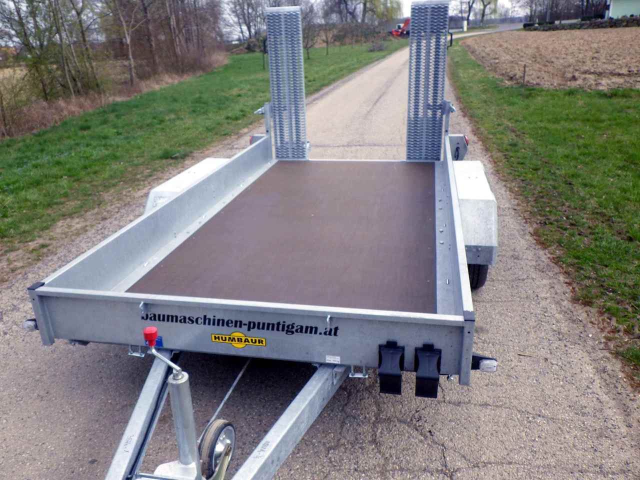 HUMBAUR HS 353718 - Прицеп для легкового автомобиля: фото 4 HUMBAUR HS 353718 - Прицеп для легкового автомобиля: фото 4