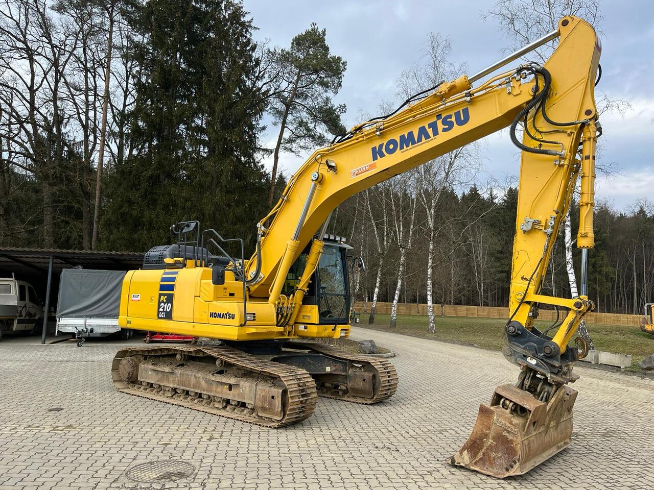 KOMATSU PC 210 LCI-11 - Гусеничный экскаватор: фото 4 KOMATSU PC 210 LCI-11 - Гусеничный экскаватор: фото 4