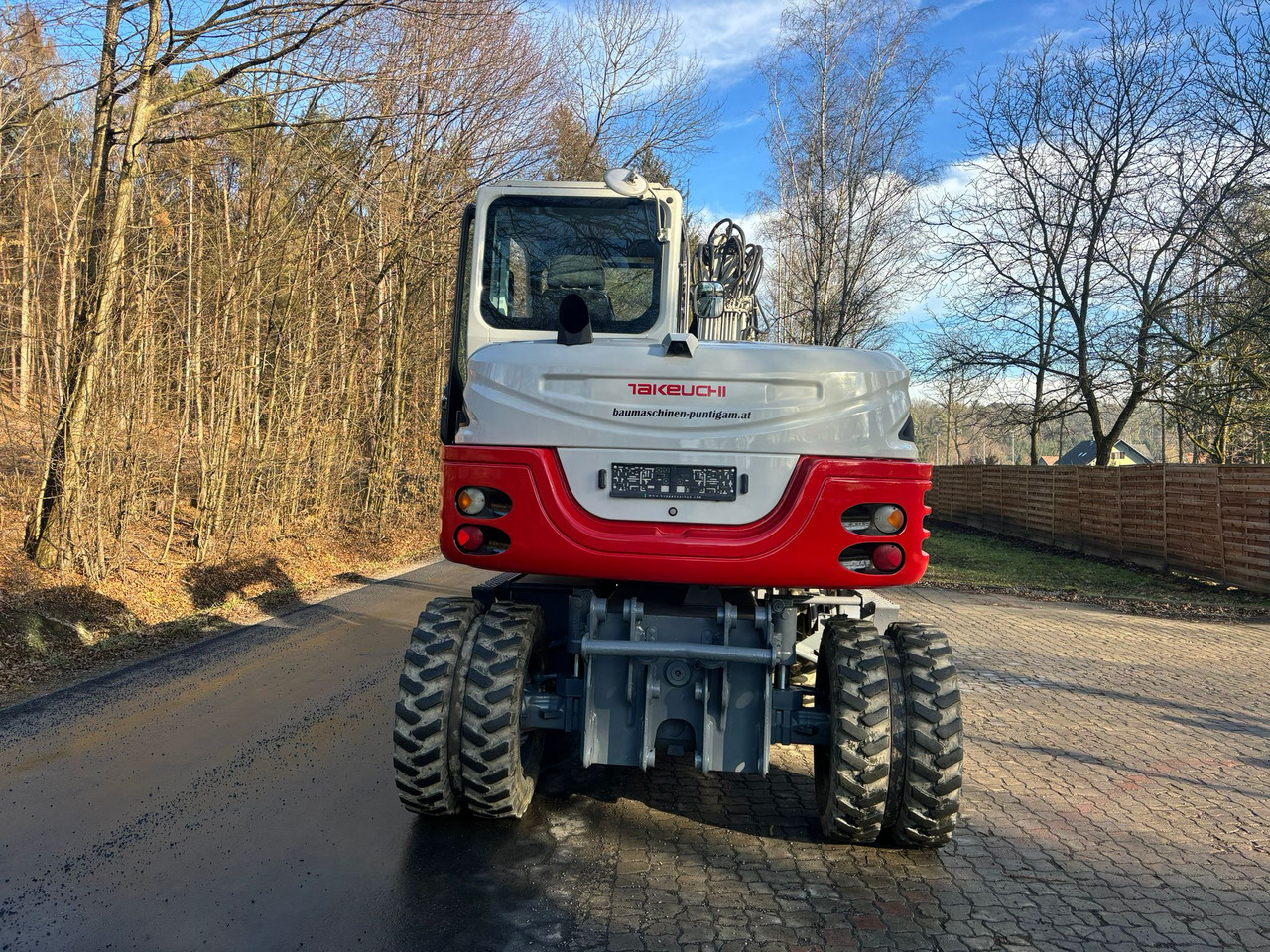 Takeuchi TB 295 W - Колёсный экскаватор: фото 5 Takeuchi TB 295 W - Колёсный экскаватор: фото 5