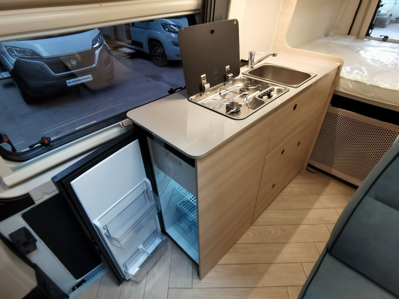 Кастенваген Chausson V594 FIRST LINE / 2026 / 140 PS/8G.AUTOMATIK: фото 16 Кастенваген Chausson V594 FIRST LINE / 2026 / 140 PS/8G.AUTOMATIK: фото 16