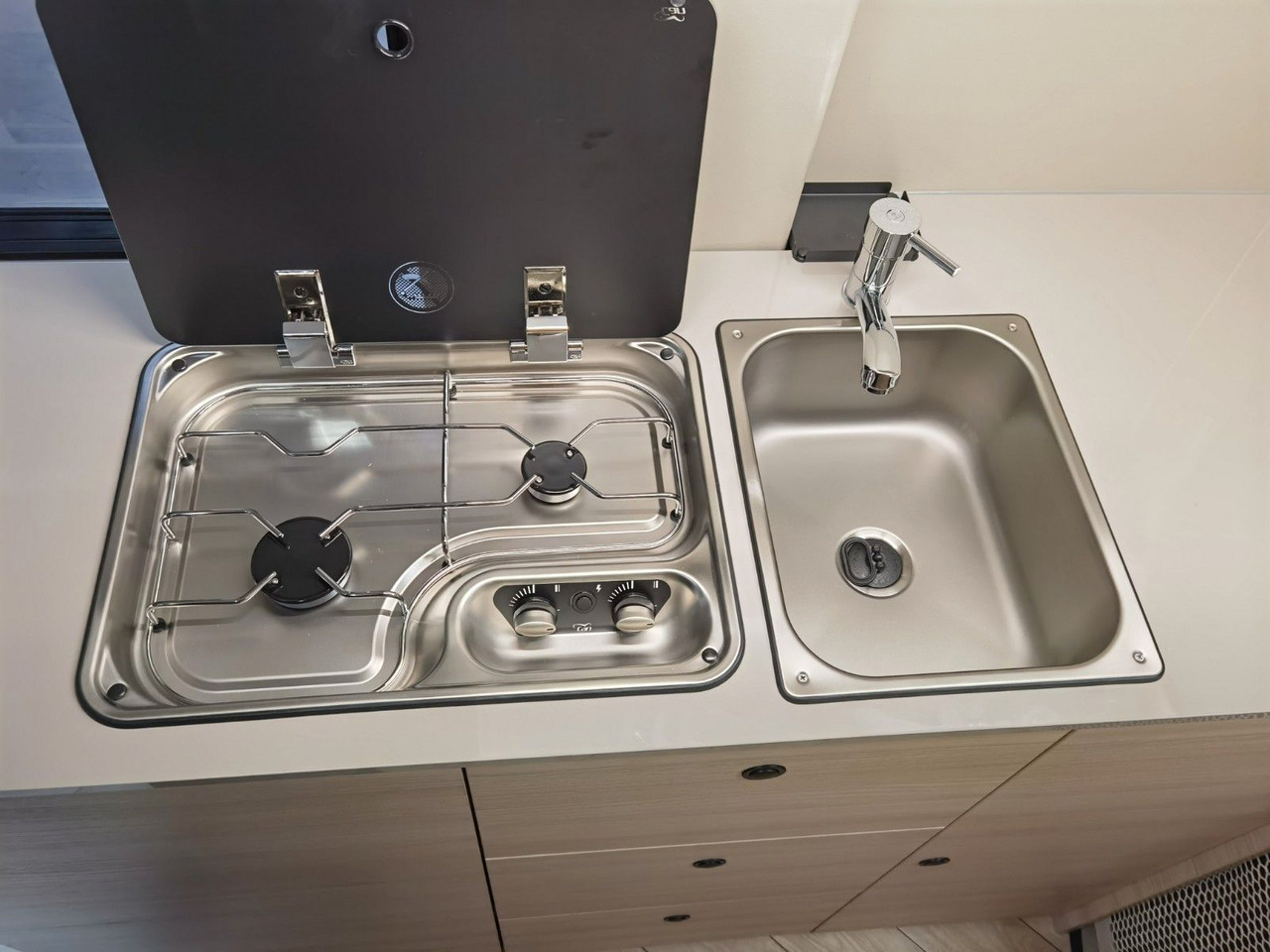 Кастенваген Chausson V594 FIRST LINE / 2026 / 140 PS/8G.AUTOMATIK: фото 17 Кастенваген Chausson V594 FIRST LINE / 2026 / 140 PS/8G.AUTOMATIK: фото 17