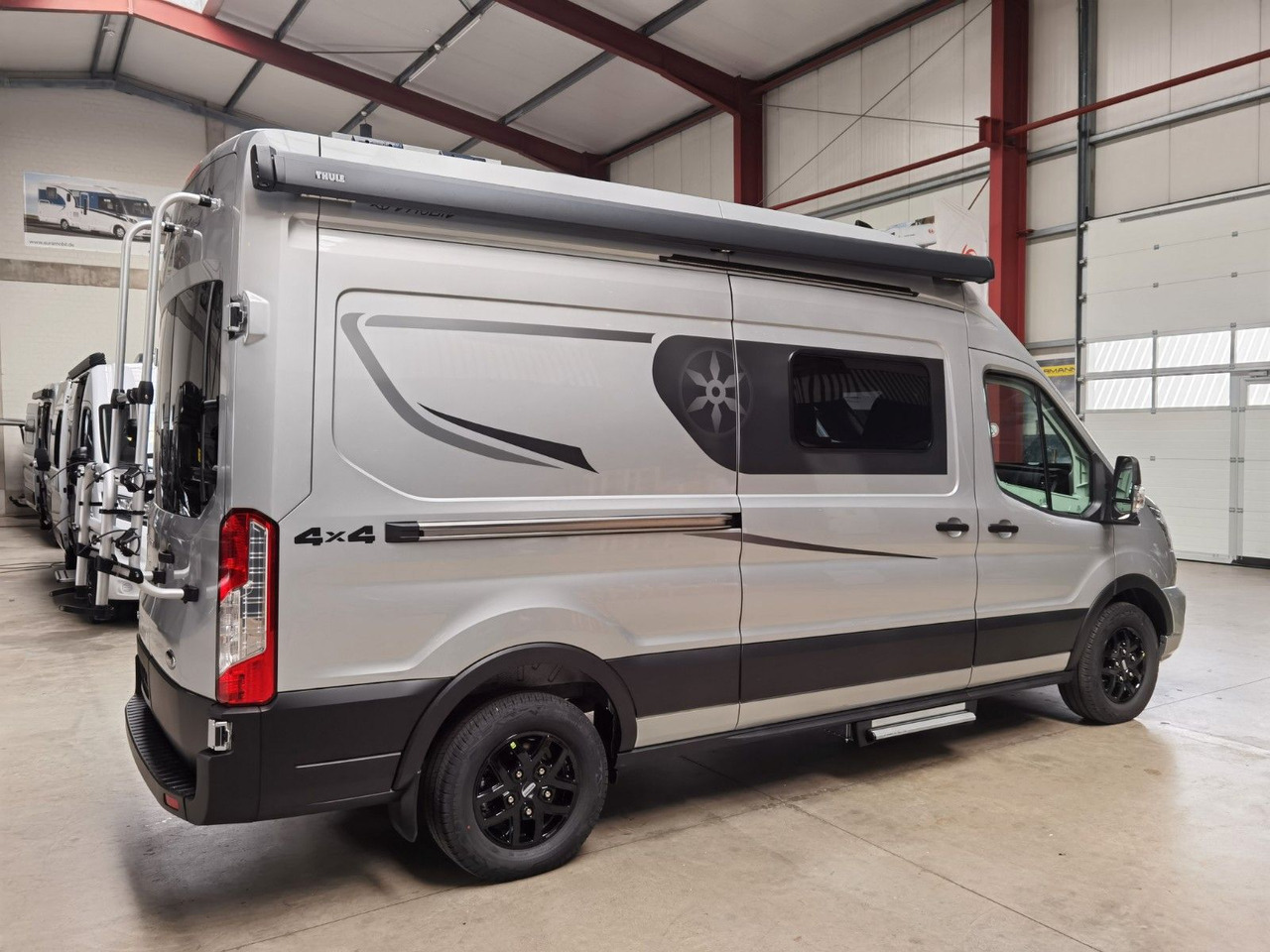 Karmann DEXTER 560 / 170PS - 4x4 / SOLAR & MARKISE & ALU - Кастенваген: фото 4 Karmann DEXTER 560 / 170PS - 4x4 / SOLAR & MARKISE & ALU - Кастенваген: фото 4