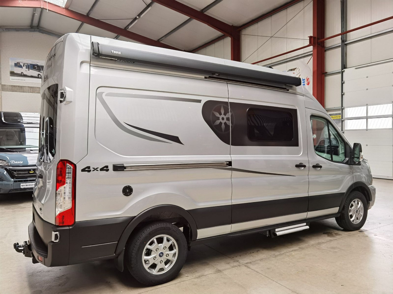 Karmann DEXTER 570 /170PS-4x4 /SOLAR/ AHK / EINZELBETTEN - Кастенваген: фото 4 Karmann DEXTER 570 /170PS-4x4 /SOLAR/ AHK / EINZELBETTEN - Кастенваген: фото 4