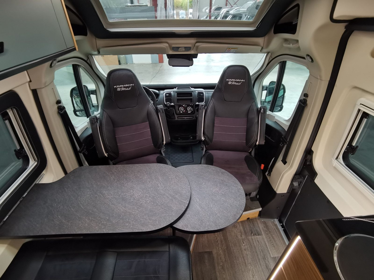 Karmann DEXTER 580 / MODELL 2026 / 8G.AUTOMATIK - Кастенваген: фото 5 Karmann DEXTER 580 / MODELL 2026 / 8G.AUTOMATIK - Кастенваген: фото 5