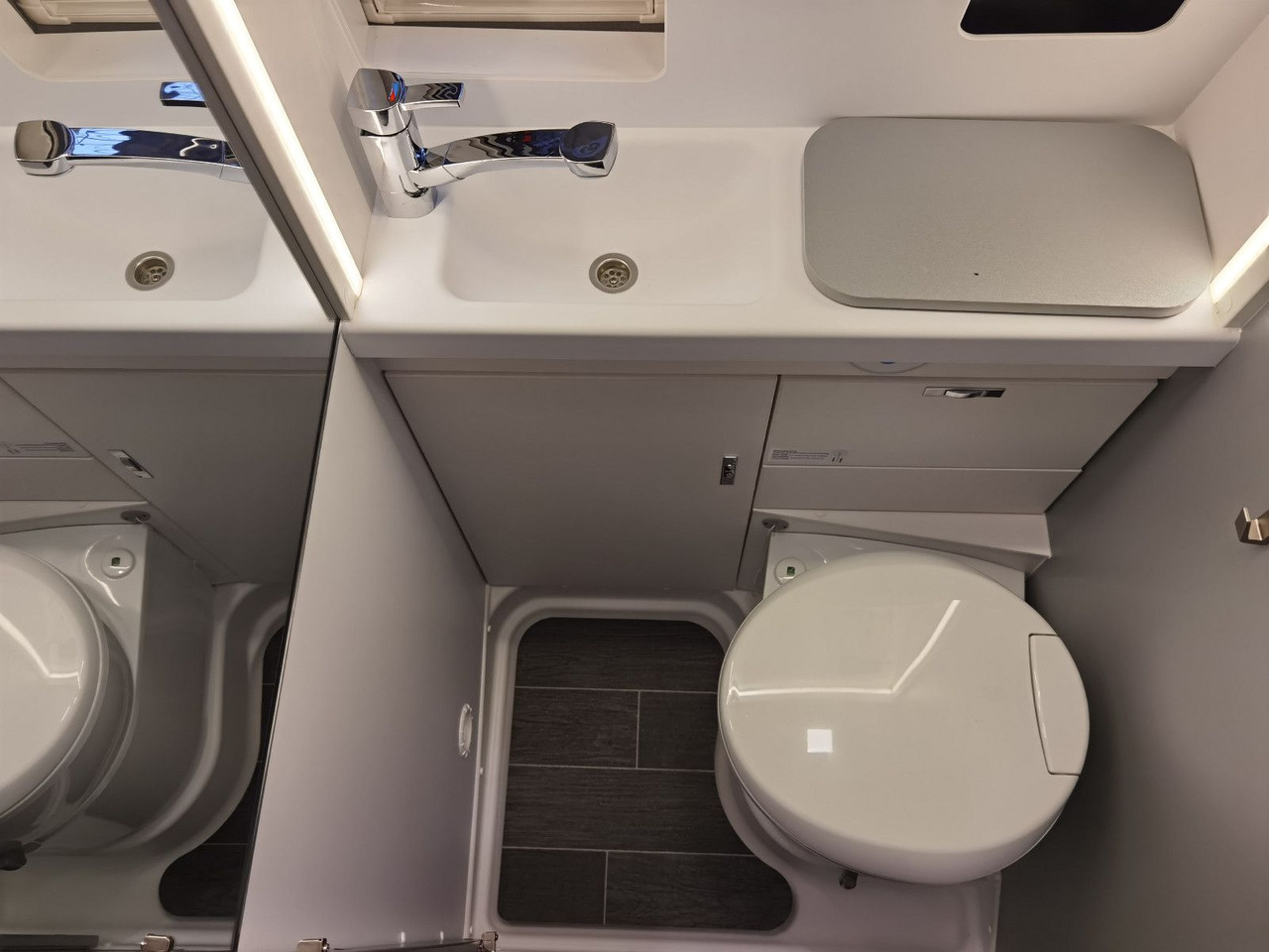 Кастенваген Weinsberg CARABUS GREY 540 MQ - EDITION FIRE /-2026-/140PS: фото 19 Кастенваген Weinsberg CARABUS GREY 540 MQ - EDITION FIRE /-2026-/140PS: фото 19