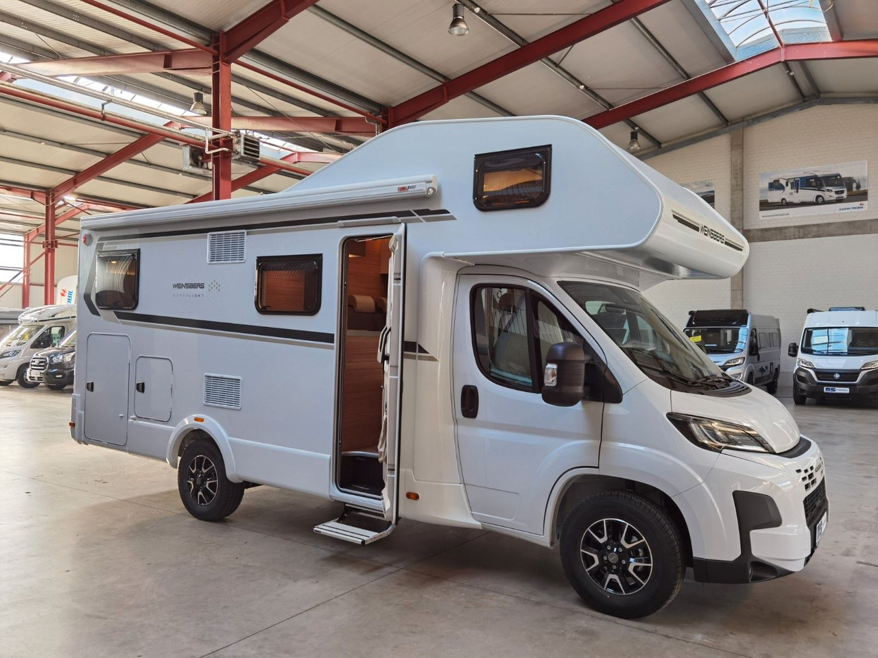 Альковный автодом Weinsberg CARAHOME 650 DG / 140 PS /  TOP - AUSSTATTUNG: фото 9