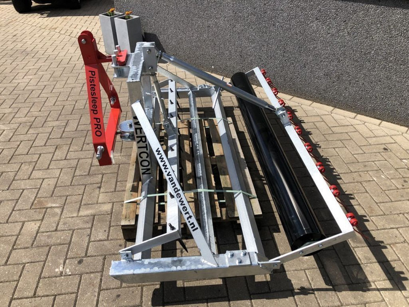 Wertcon PISTESLEEP PRO Manegevlakker / Bodemvlakker / trac-master 200CM - Техника для обработки почвы: фото 4 Wertcon PISTESLEEP PRO Manegevlakker / Bodemvlakker / trac-master 200CM - Техника для обработки почвы: фото 4