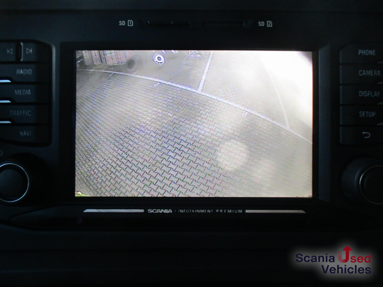 SCANIA P 320 B6x2*4LB Getränkeaufbau mit Lbw. / Full Air - Грузовик для перевозки напитков: фото 2 SCANIA P 320 B6x2*4LB Getränkeaufbau mit Lbw. / Full Air - Грузовик для перевозки напитков: фото 2