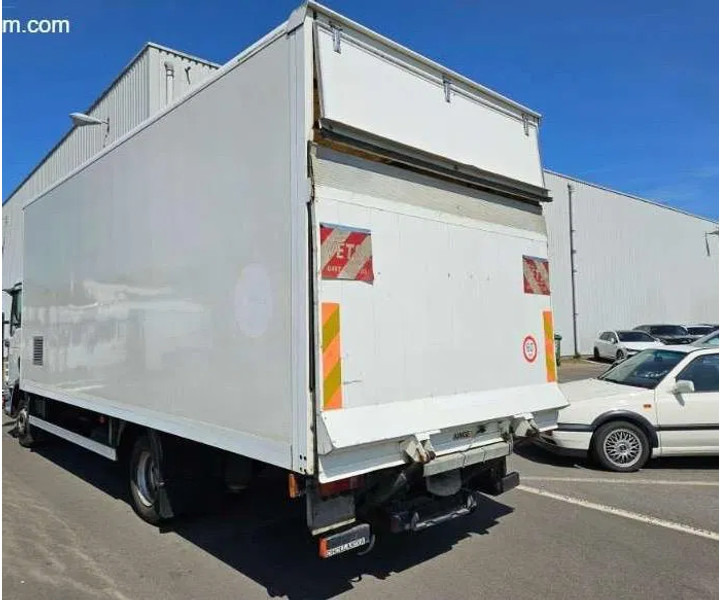 MAN TGL 8.180 met/avec/mit RINGFEDER / 203527 km - Грузовик с закрытым кузовом: фото 5 MAN TGL 8.180 met/avec/mit RINGFEDER / 203527 km - Грузовик с закрытым кузовом: фото 5