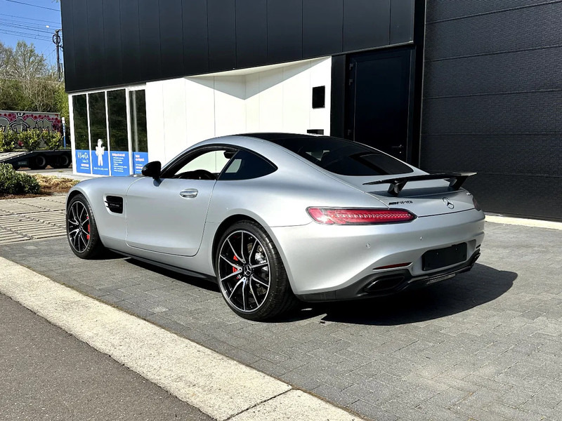 Mercedes-Benz AMG GT S / V8 4.0 L Biturbo (M178) - Легковой автомобиль: фото 4 Mercedes-Benz AMG GT S / V8 4.0 L Biturbo (M178) - Легковой автомобиль: фото 4
