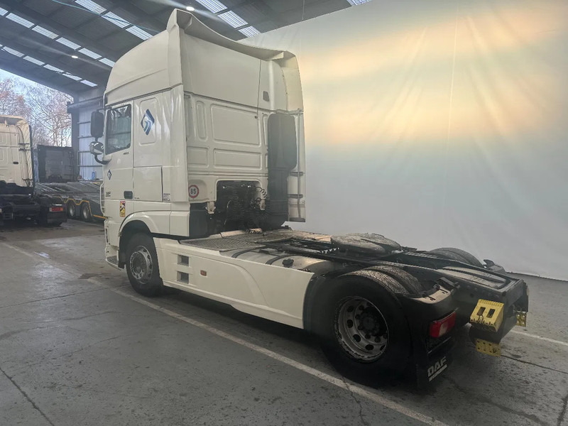 DAF XF 106.460 SUPERSPACECAB - Тягач: фото 3 DAF XF 106.460 SUPERSPACECAB - Тягач: фото 3