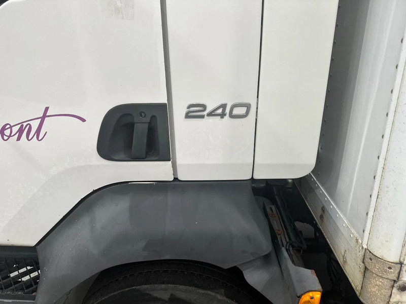 Volvo FL 240 VERHUISWAGEN / CAMION DE DÉMÉNAGEMENT - Грузовик с закрытым кузовом: фото 4 Volvo FL 240 VERHUISWAGEN / CAMION DE DÉMÉNAGEMENT - Грузовик с закрытым кузовом: фото 4