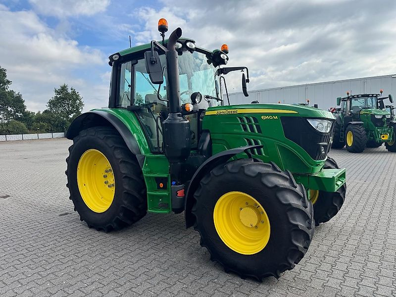 John Deere 6140M AQ+ 40KM 2022 1795 UUR TLS MCS LUCHTDRUK!!! - Трактор: фото 2 John Deere 6140M AQ+ 40KM 2022 1795 UUR TLS MCS LUCHTDRUK!!! - Трактор: фото 2