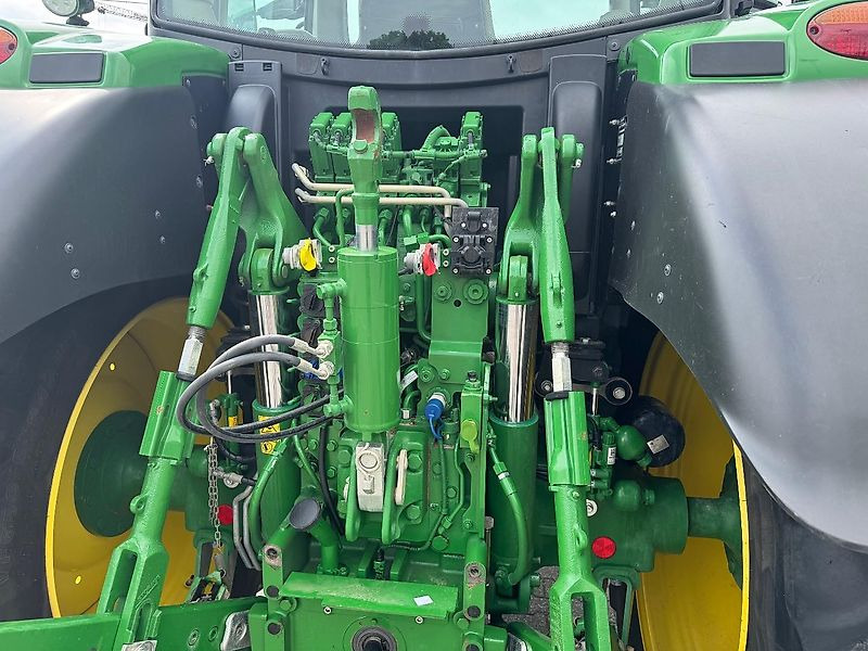 John Deere 6R215 AP 50KM COMMAND-PRO 2023 2690 UUR!!! - Трактор: фото 4 John Deere 6R215 AP 50KM COMMAND-PRO 2023 2690 UUR!!! - Трактор: фото 4