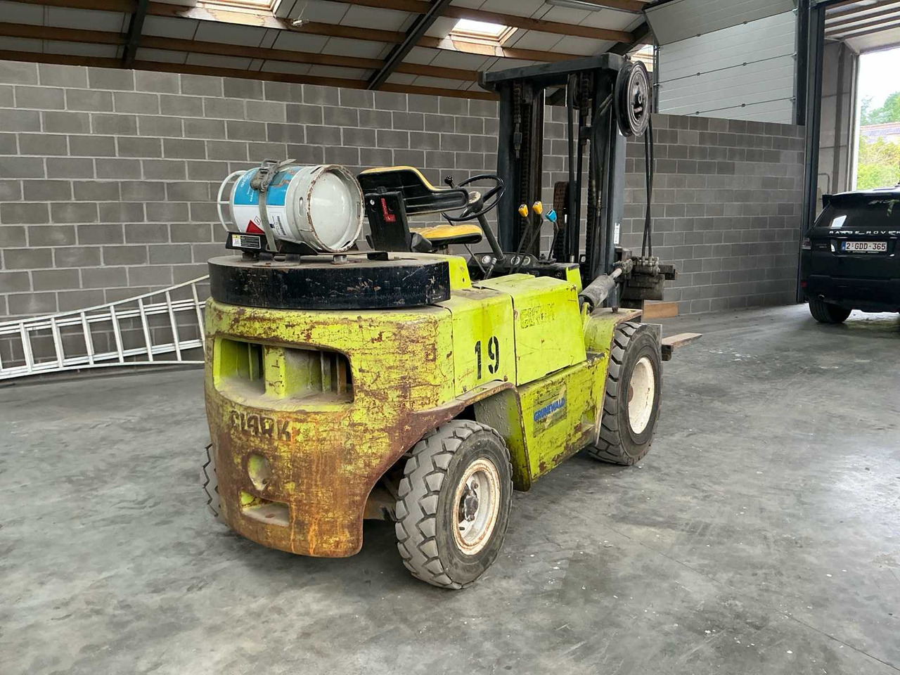 1990 CLARK C500 FORKLIFT - Вилочный погрузчик: фото 5 1990 CLARK C500 FORKLIFT - Вилочный погрузчик: фото 5