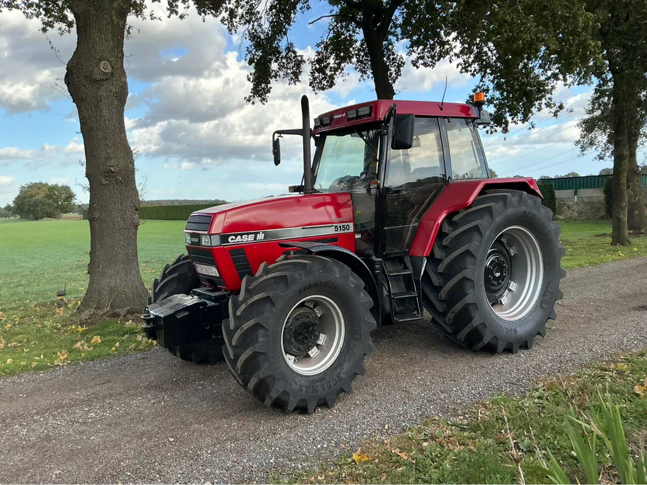1993 CASE IH MAXXUM 5150 ALL-WHEEL DRIVE FARM TRACTOR - Трактор: фото 1 1993 CASE IH MAXXUM 5150 ALL-WHEEL DRIVE FARM TRACTOR - Трактор: фото 1