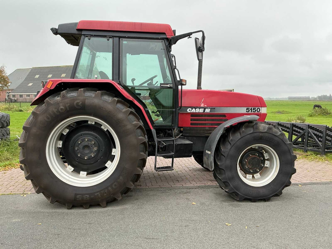 1997 CASE INTERNATIONAL 5150 PRO ALL-WHEEL DRIVE FARM TRACTOR - Трактор: фото 5 1997 CASE INTERNATIONAL 5150 PRO ALL-WHEEL DRIVE FARM TRACTOR - Трактор: фото 5