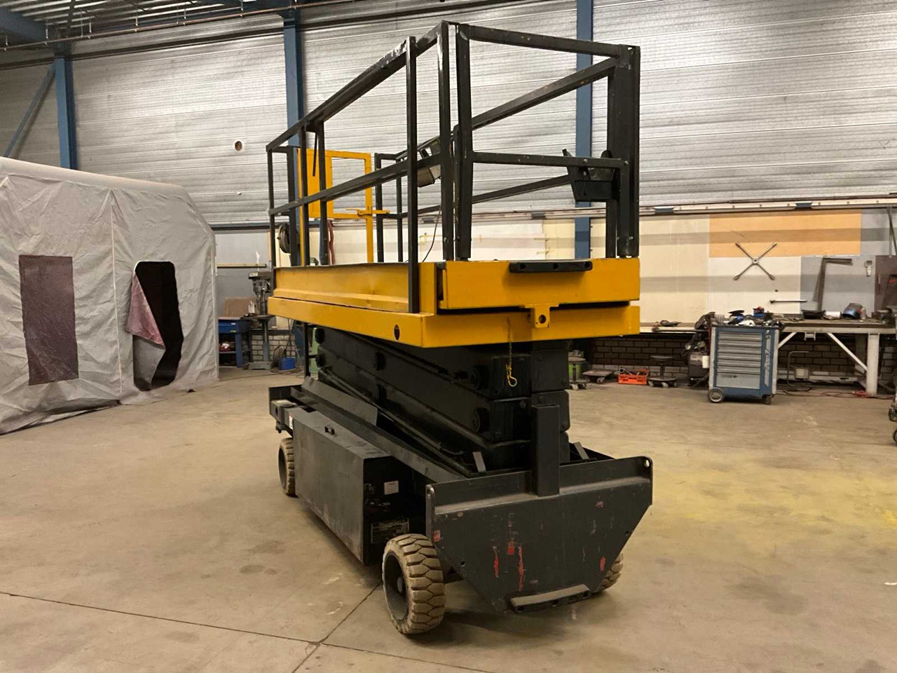 2000 HOLLAND LIFT MONOSTAR SCISSOR BOOM LIFT - Подъёмник: фото 3 2000 HOLLAND LIFT MONOSTAR SCISSOR BOOM LIFT - Подъёмник: фото 3