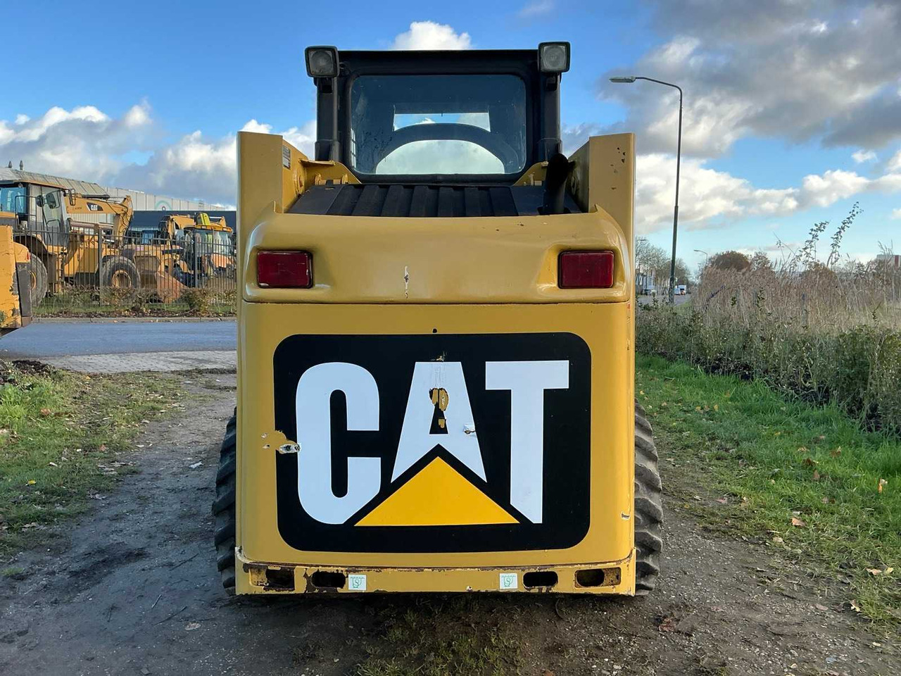 2006 CAT 216B SKID STEER LOADER - Гусеничный мини-погрузчик: фото 4 2006 CAT 216B SKID STEER LOADER - Гусеничный мини-погрузчик: фото 4